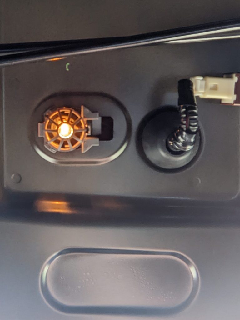 Stock trunk light bulb 2013 Toyota Avalon Limited
